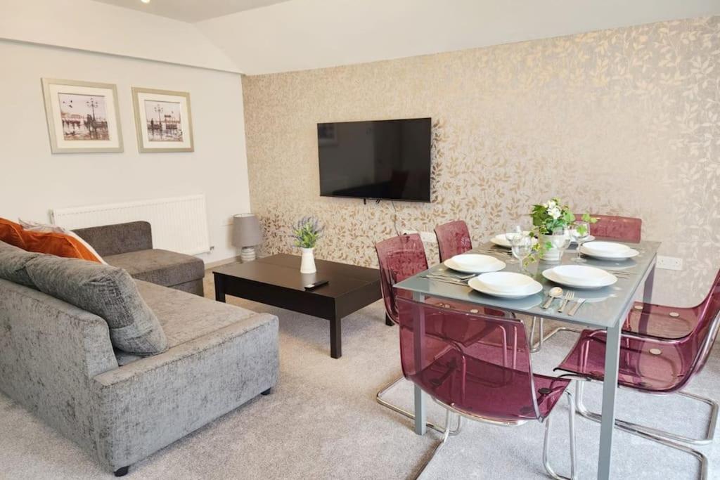 Horizon House, Modern 2-Bedroom Flat 2, Parking, Netflix, オックスフォード エクステリア 写真
